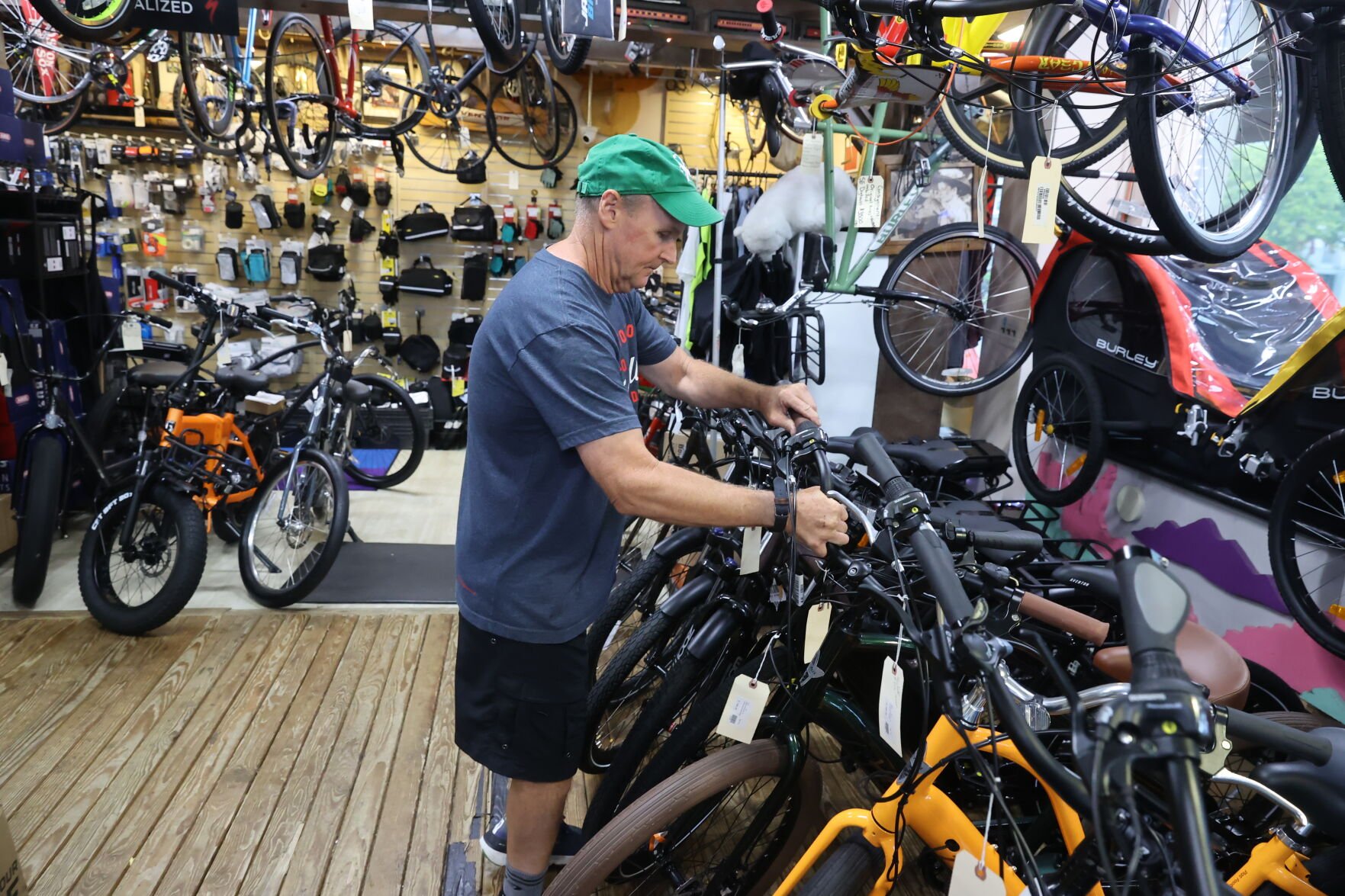 Local electric best sale bike shops