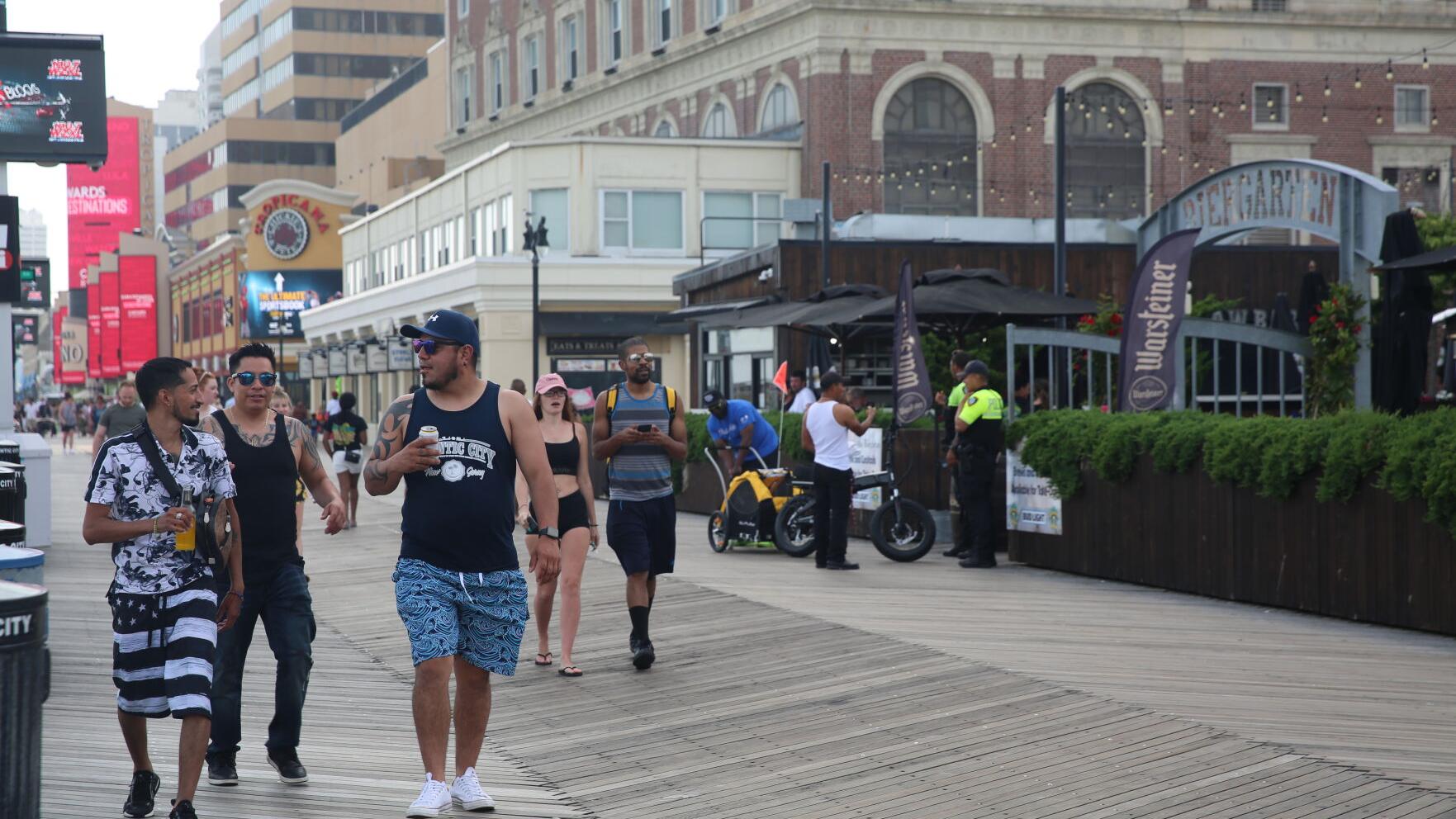Atlantic City bars say open container law helped through pandemic