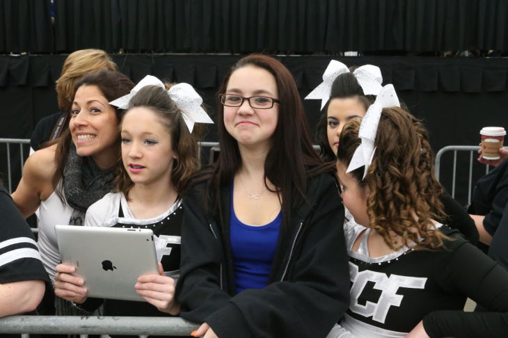 CHEERLEADING COMPETITION