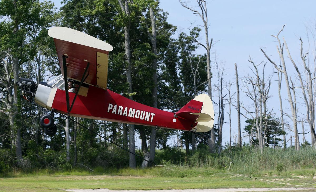 Paramount Air Service Banner Planes
