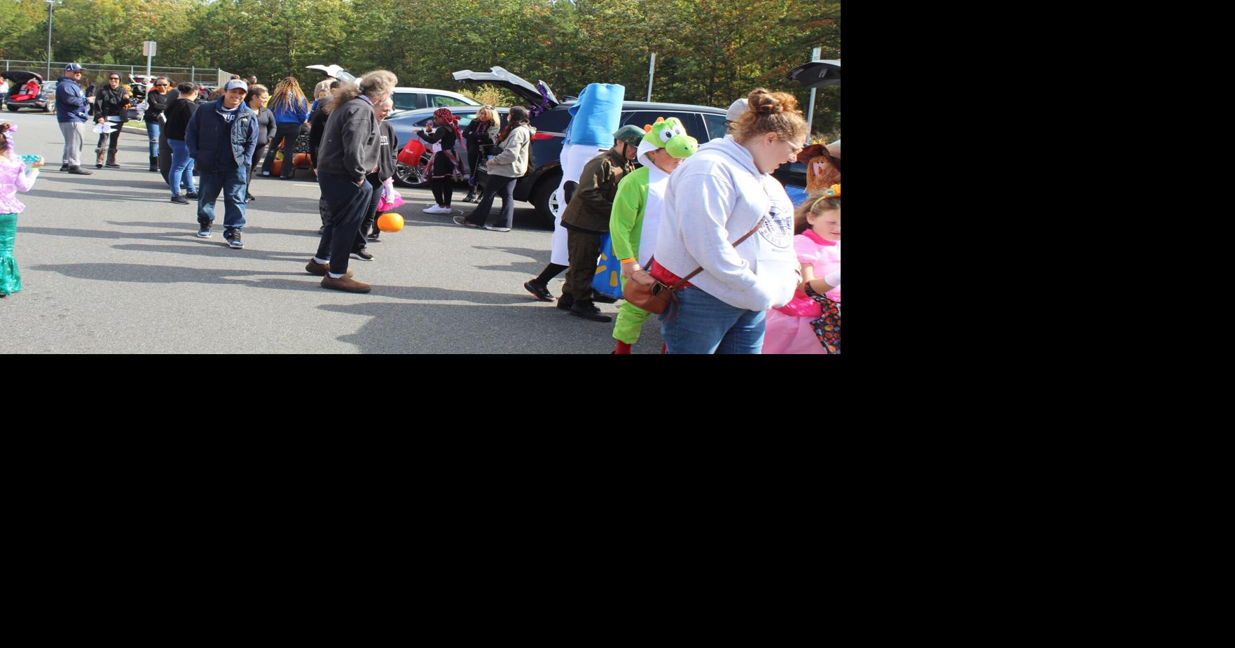 Hamilton Township School District holds trunk or treat
