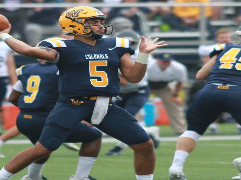 St Augustine Grad Jose Tabora Throws 2 Td Passes For Wilkes In