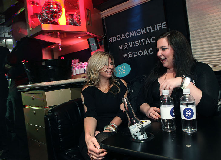 AC CLUBBING
