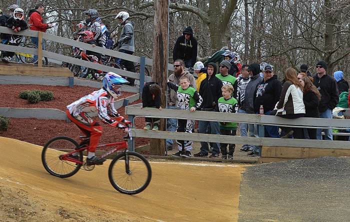 eht bmx