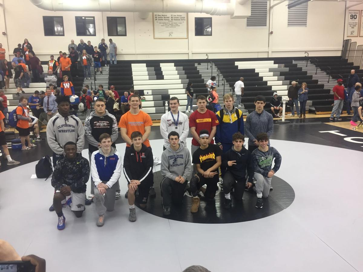 4 local wrestlers win Region 8 championships