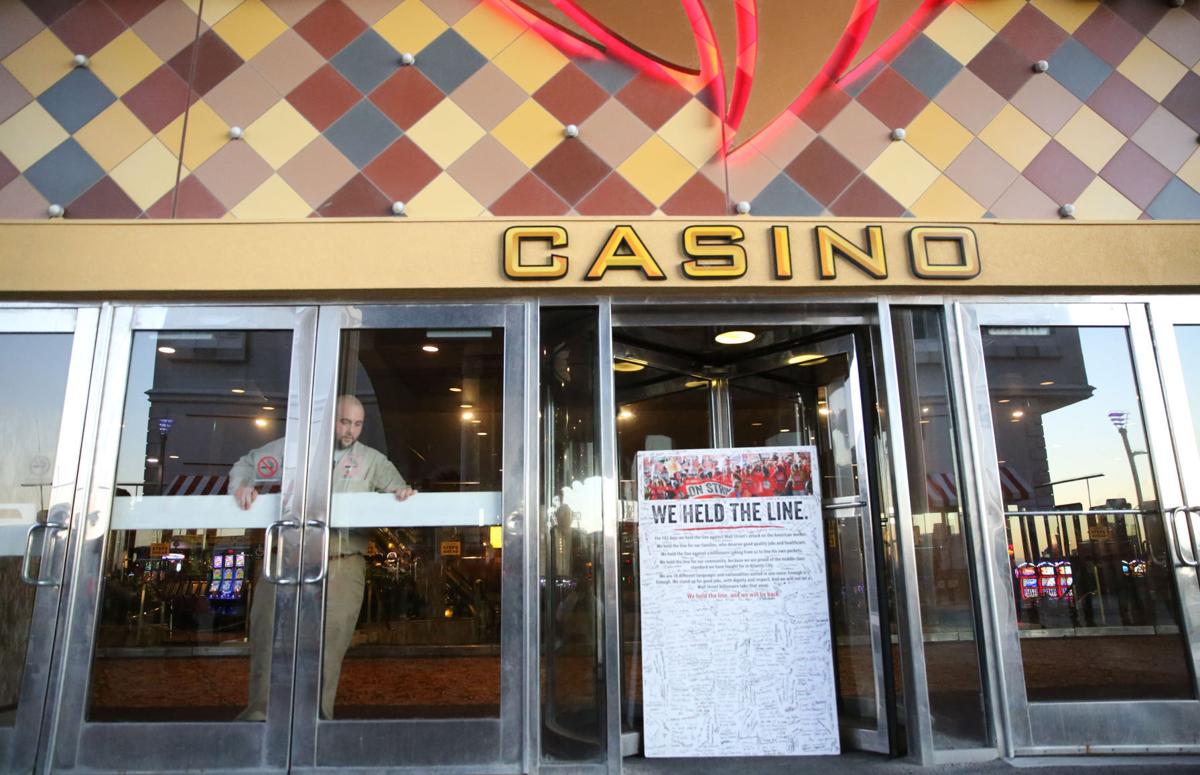 Goodbye Trump Taj Mahal