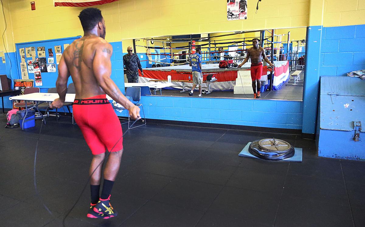 Isiah Seldon Boxer – Extra Points: Like father, like son, boxing in ...
