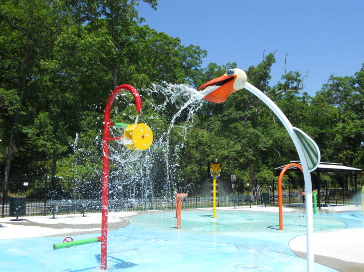 Bridgeton opens 650,000 'splash pad' next to zoo