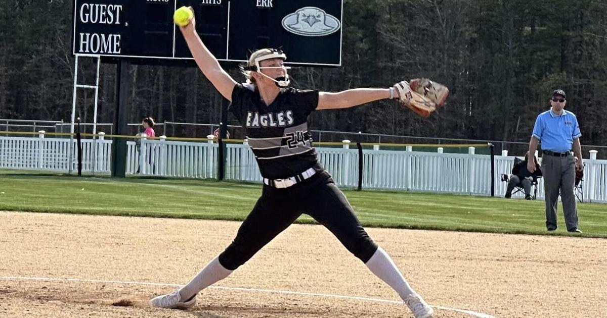 EHT softball team beats Cedar Creek