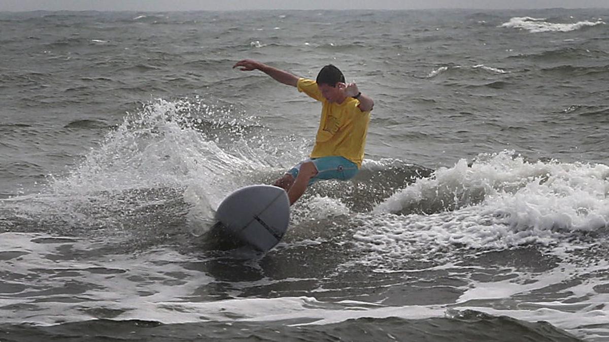 Delivery Truck Red White Box Cartoon Tees | Zazzle Surfing | pressofatlanticcity.com