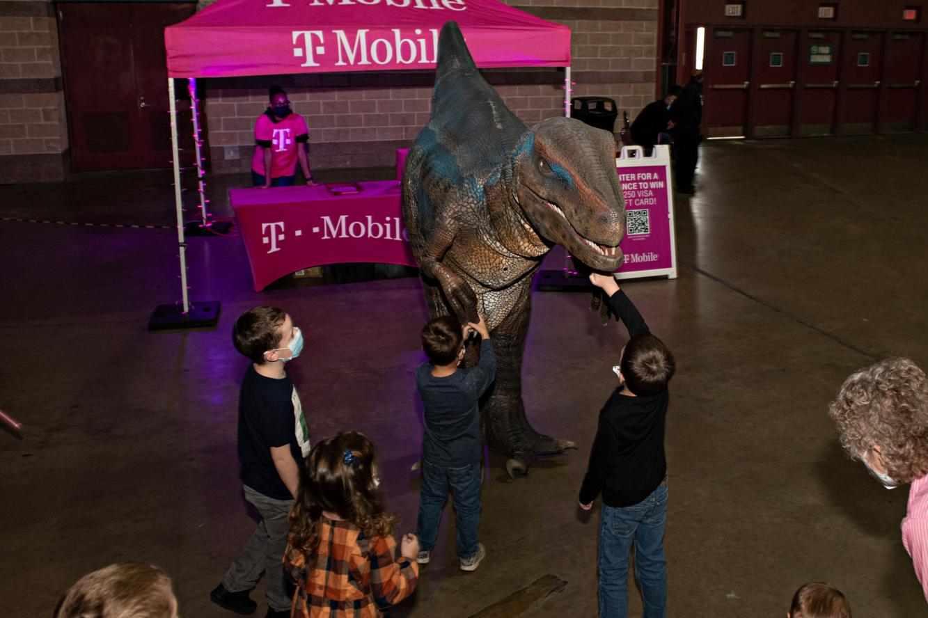 big tickets dino stroll