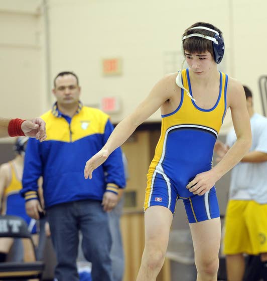 On the Mat: Buena's Billy Ward III excels just like Dad did at St ...