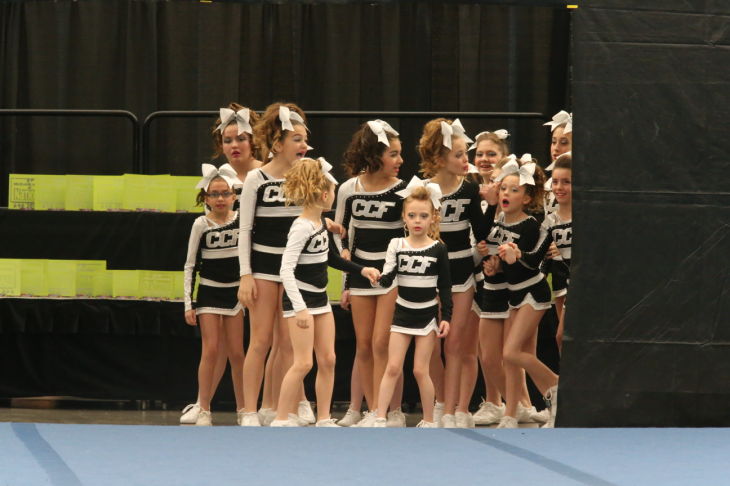 CHEERLEADING COMPETITION
