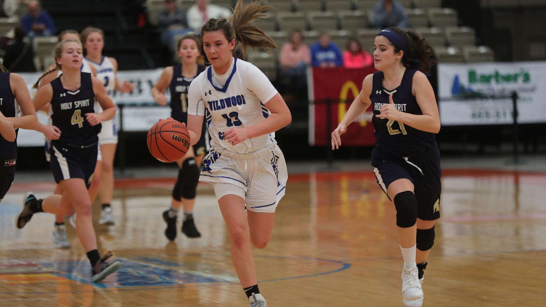Wildwood Catholic Wins Championship At Boardwalk Basketball