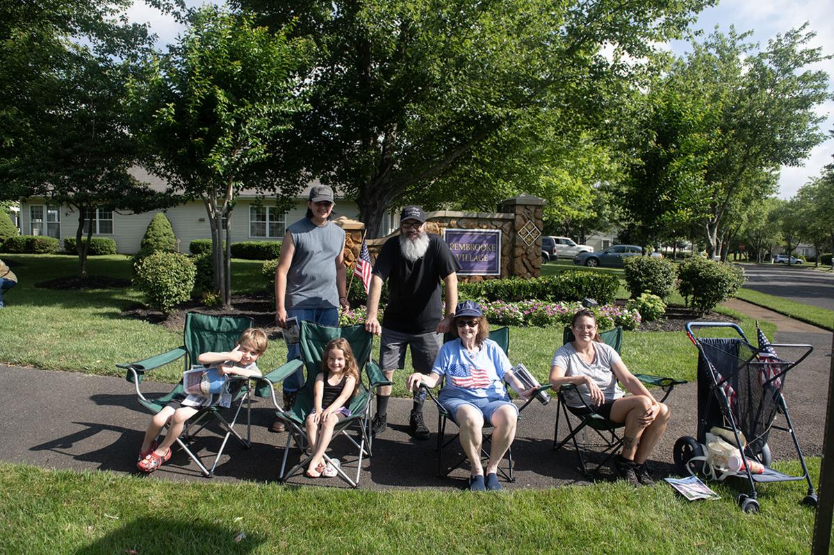 Thousands come out for Smithville's Fourth of July parade