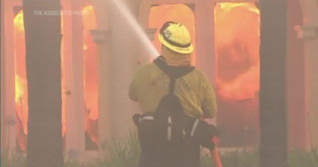 Southern California fire destroys mansions Southern California fire destroys mansions