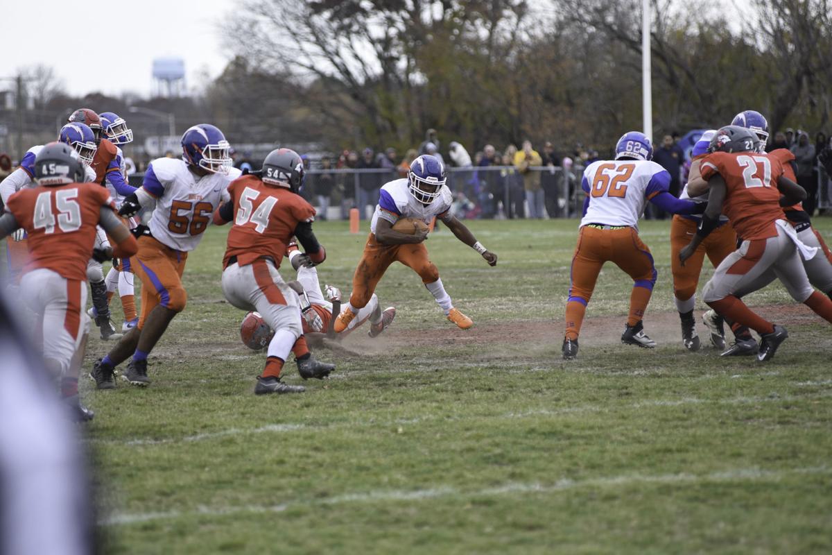 GALLERY 2016 MillvilleVineland Thanksgiving Day football game Photo