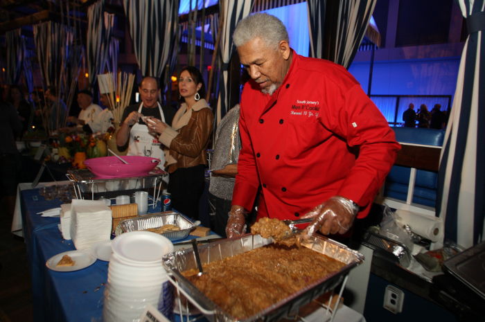 MEN R COOKING