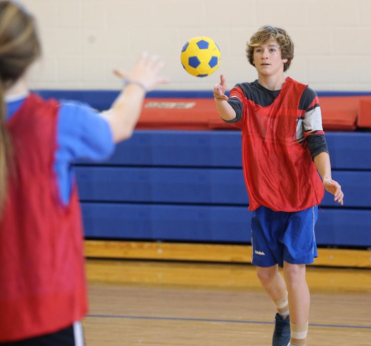 Tchoukball
