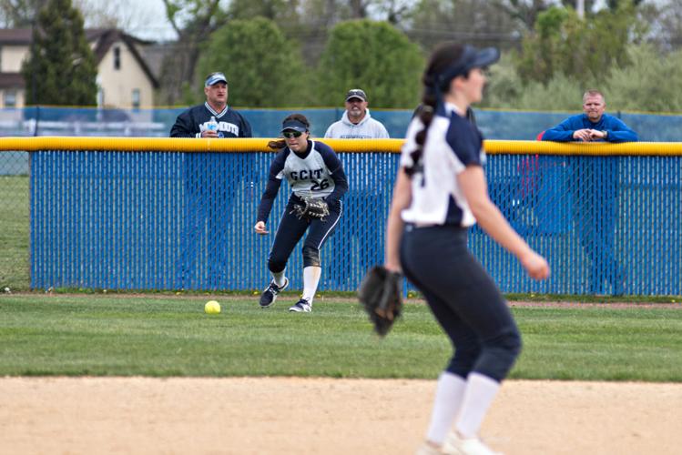 Hammonton wins twice to reach semifinals of its softball tournament