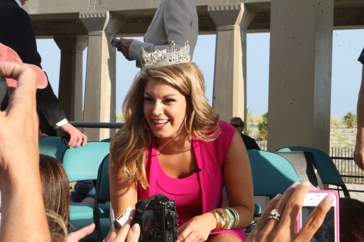 MISS AMERICA ARRIVES