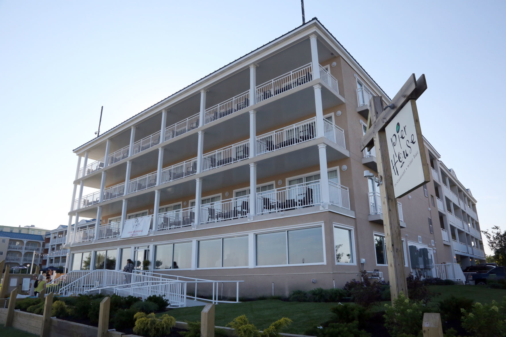 PHOTOS From The Opening Of Pier House In Cape May At The Shore   5d14db7ab8b62.image 