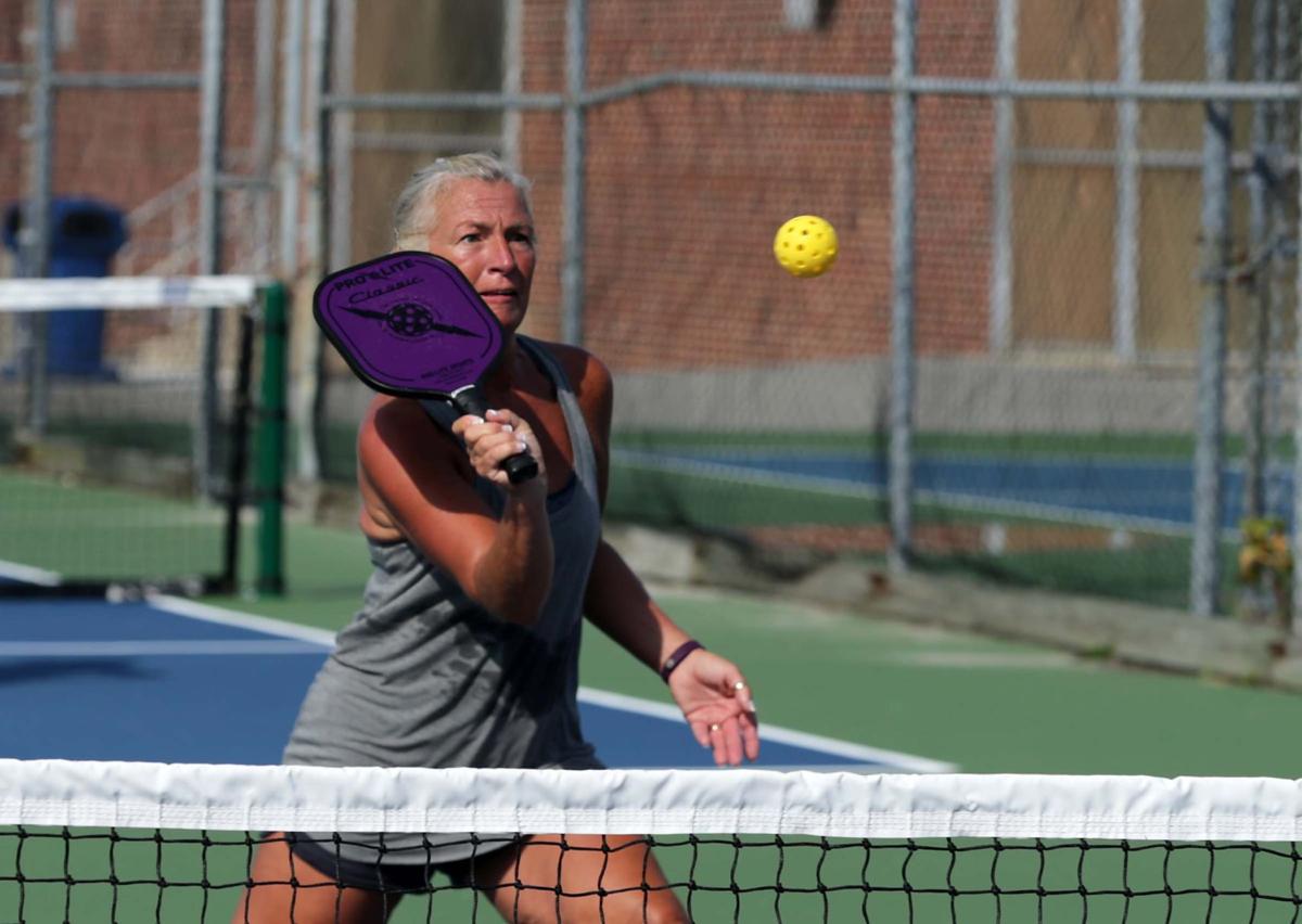 Who #39 s playing pickleball in South Jersey? Everyone Living