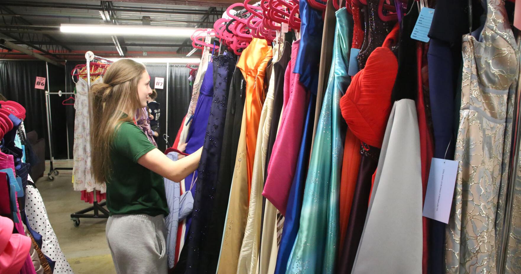 Project Prom begins Saturday at Northfield furniture store - Vimarsana News