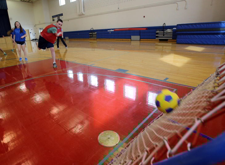 Tchoukball