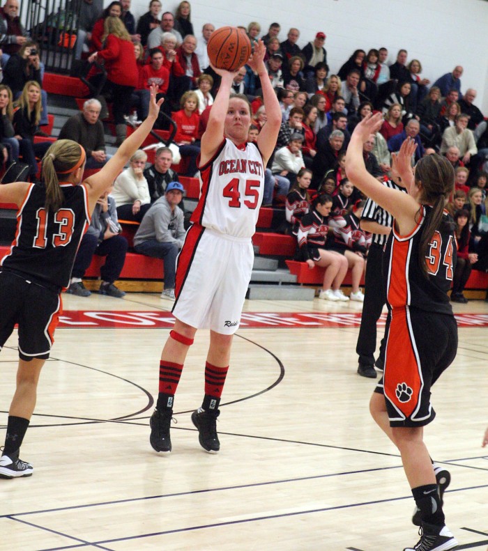 OC-Middle girls basketball