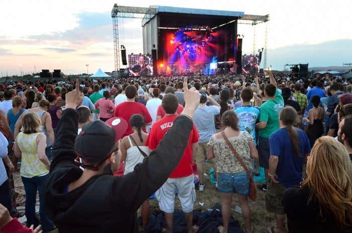 dave matthews caravan day 1