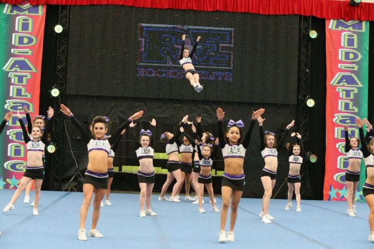 CHEERLEADING COMPETITION
