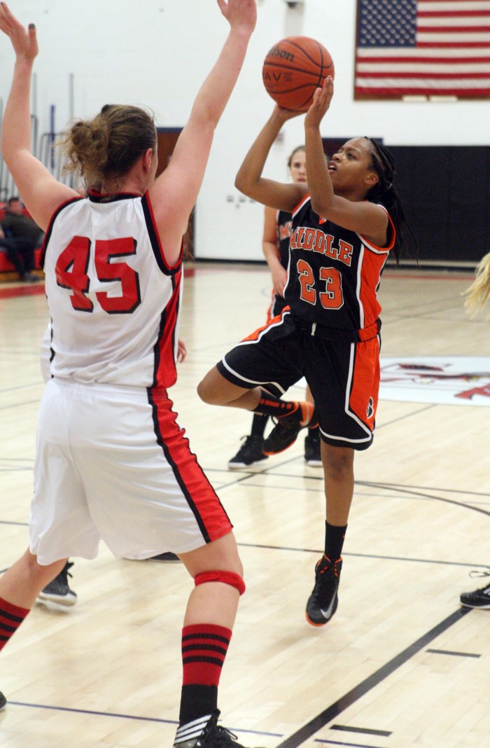 OC-Middle girls basketball