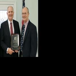 Jerry Reeves receives MAC Honor Award