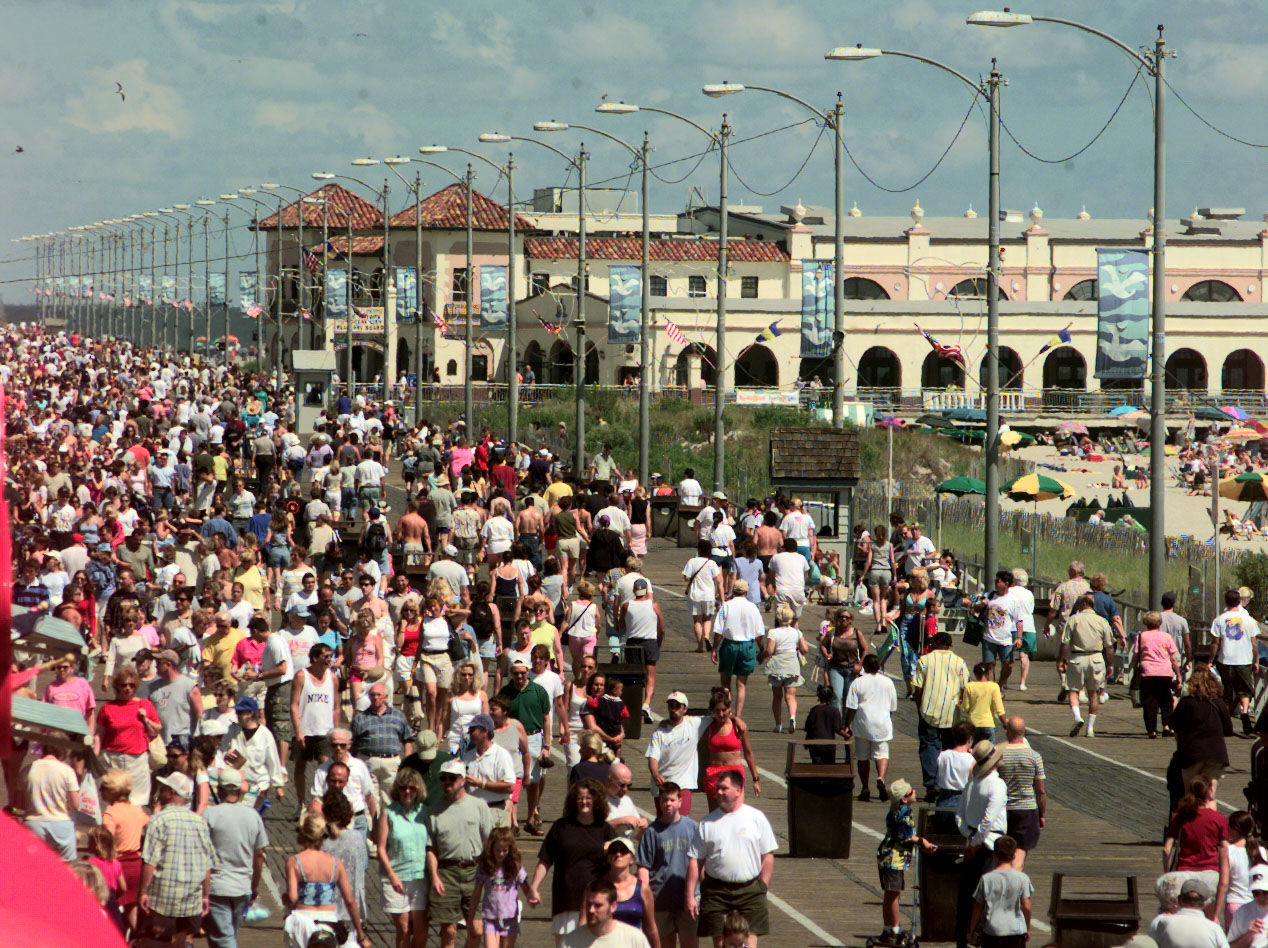 GALLERY Look Back At The Ocean City Boardwalk   58d03e69297f9.image 