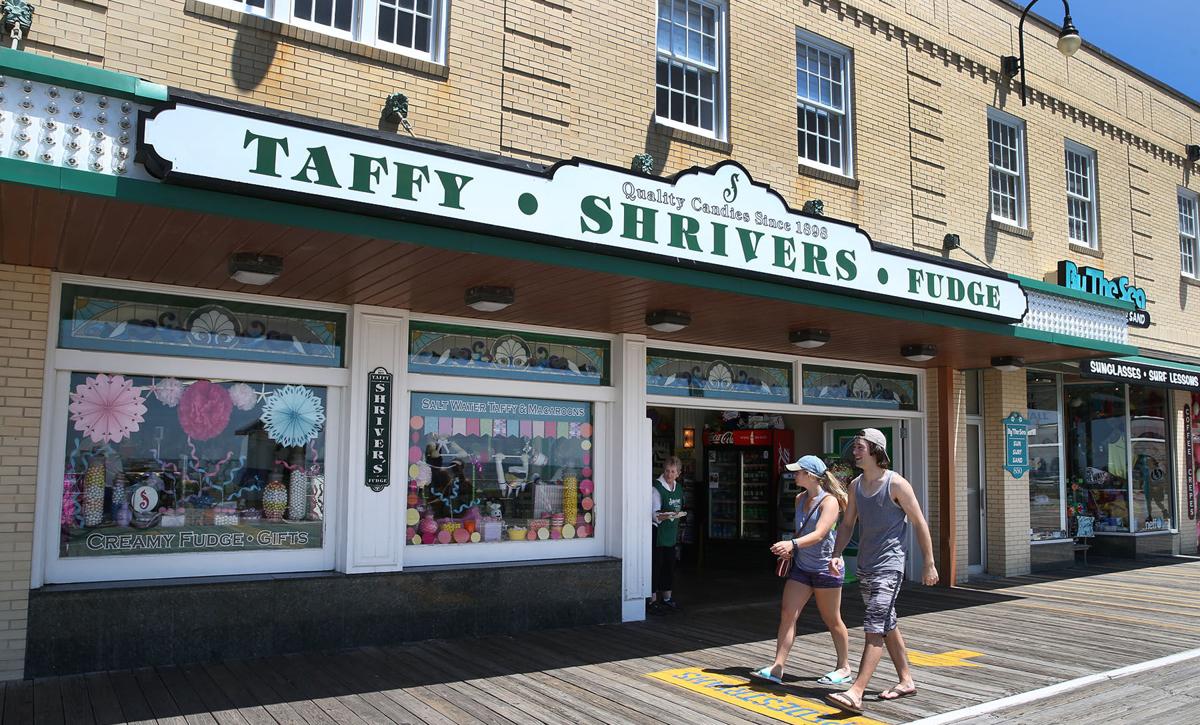 Taffy Making at Shriver's in Ocean City Photo Galleries