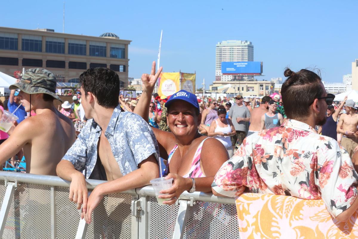 Jimmy Buffett concert early
