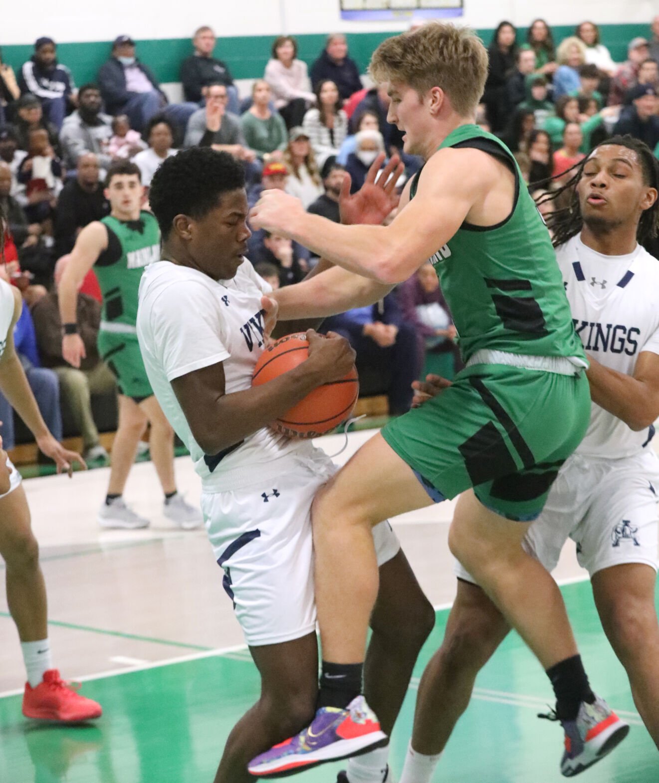 Atlantic City boys basketball defeats Mainland