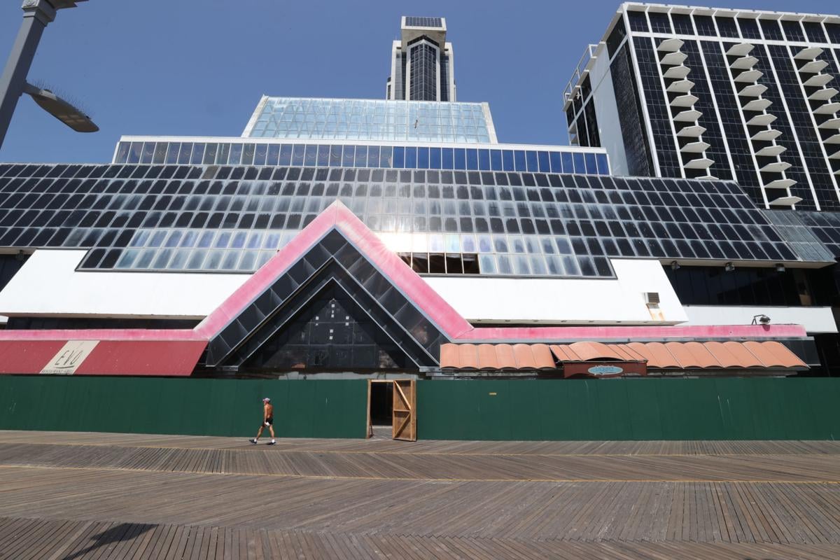 The slow dismantling of the old Trump Plaza casino has begun | Local News | pressofatlanticcity.com