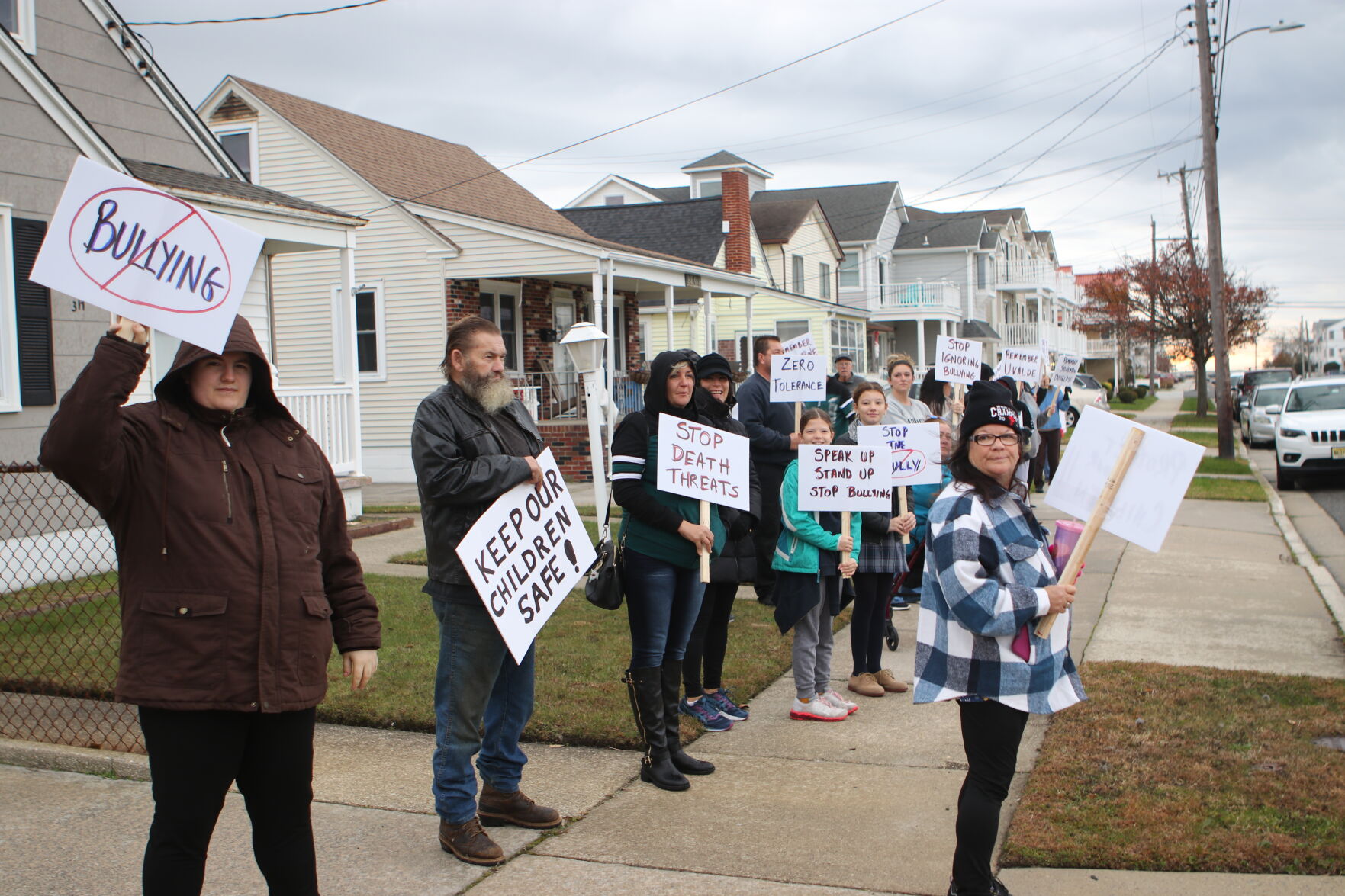 Parents protest bullying at North Wildwood school