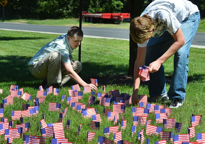 flags for 9/11
