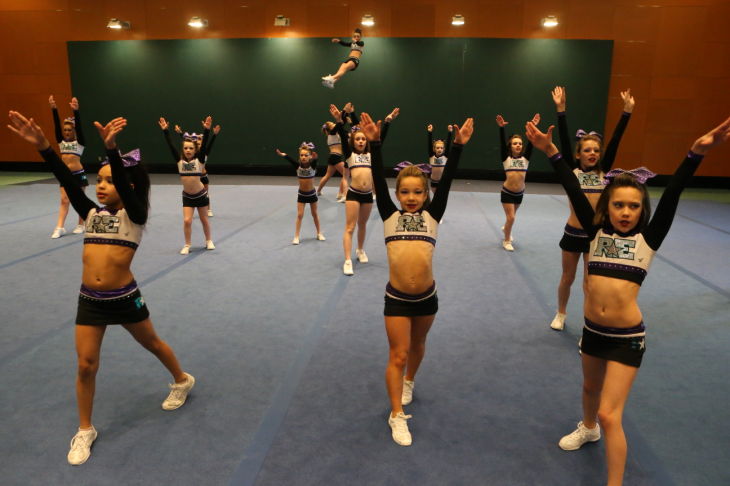 CHEERLEADING COMPETITION