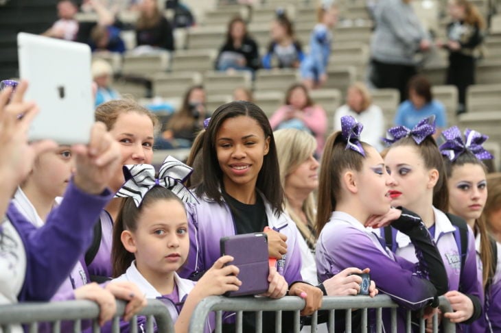 CHEERLEADING COMPETITION