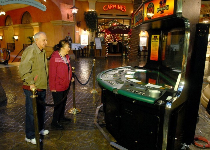 tropicana casino slot machines