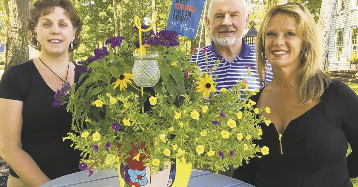 Pot Competition ‘Freda’ wins Best Flower Pot Contest in Absecon