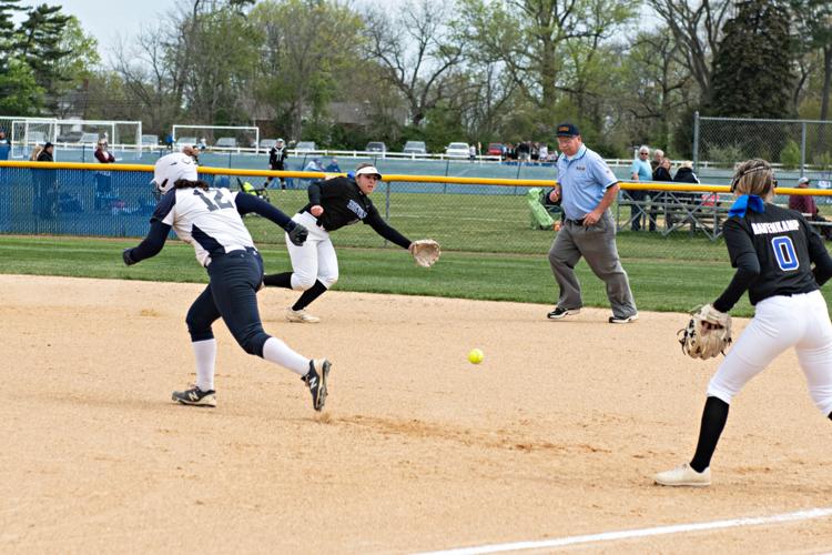 Hammonton wins twice to reach semifinals of its softball tournament
