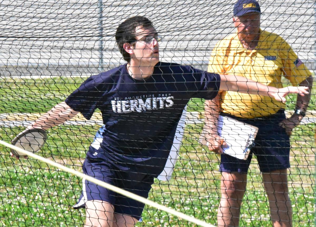 051917_GAL_CALTRACK18