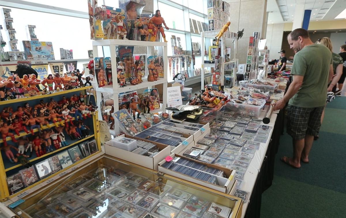 PHOTOS from the Wildwood Sports Card, Toys, Comics and ...