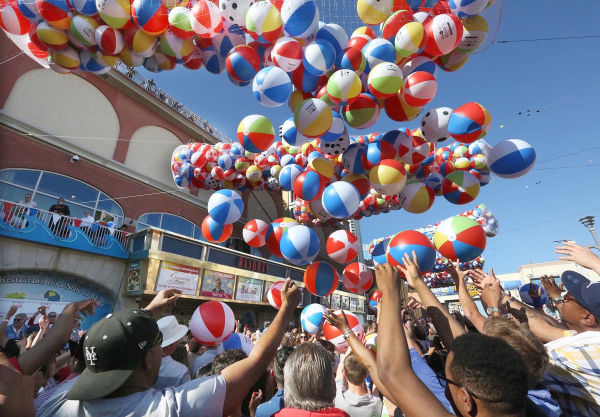 PHOTOS from the beach ball drop at Resorts in Atlantic City Photo