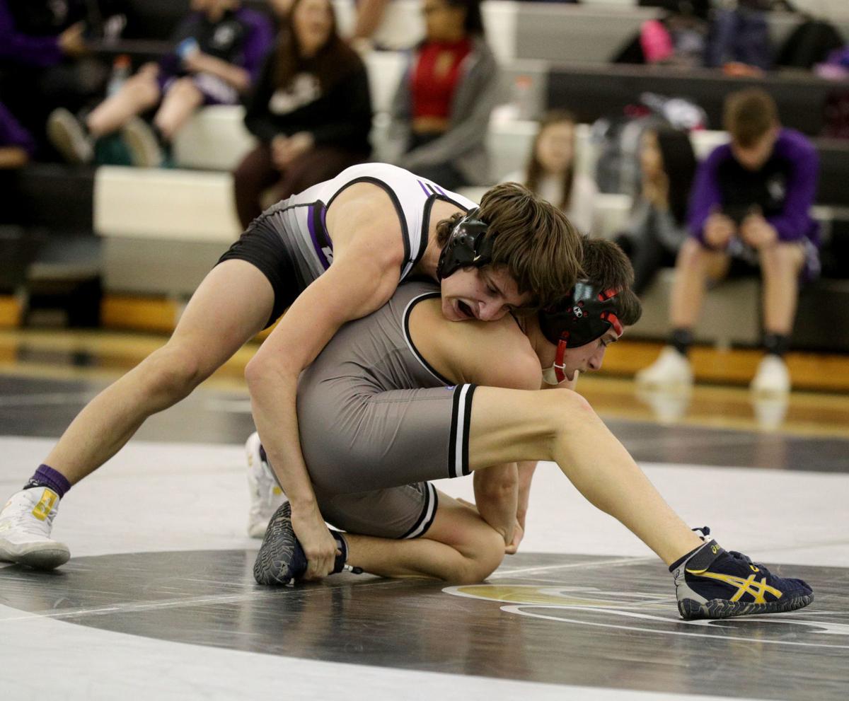 EHT wrestlers grab some wins to prep for district tournament High